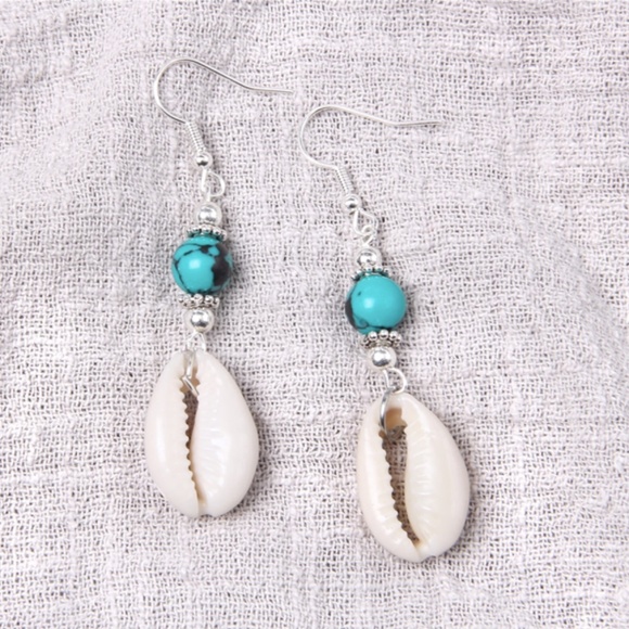 Turquoise Seashell Dangle Earrings - Picture 5 of 6